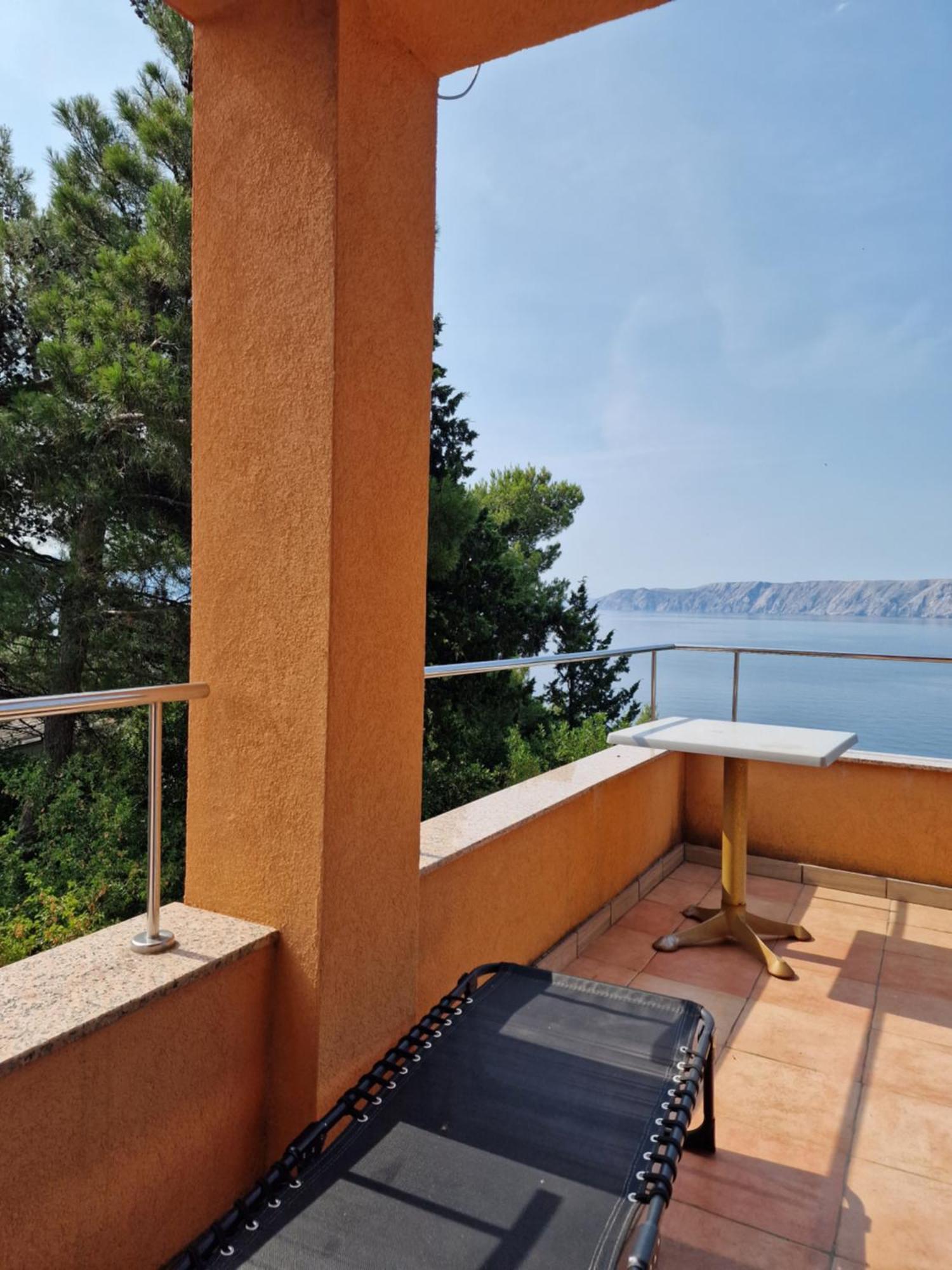 Blue Seagull - Seafront Holiday Home Novi Vinodolski Exterior foto
